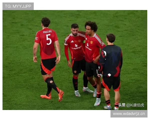 曼联重建困局：短期成绩压力与长期体系构建的冲突逐步显现