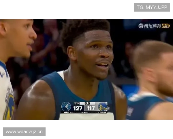 爱德华兹突破能力提升明显 拉开队内得分差距